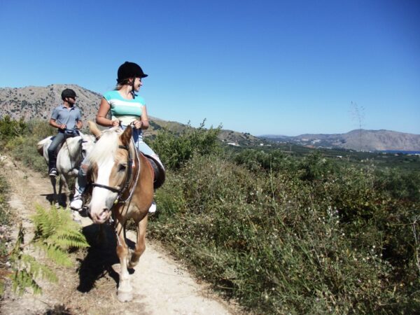 8-daagse paardrijtocht North–South Trail Kreta - Griekenland