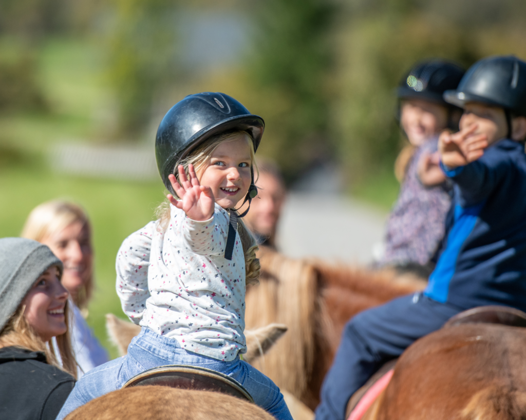 Paardrijkamp voor kinderen en jongeren Sjusjøen-gebied - Noorwegen