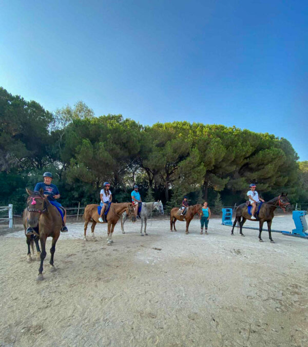 Buitenrit voor beginners rond het Baratzmeer Sardinië - Italië