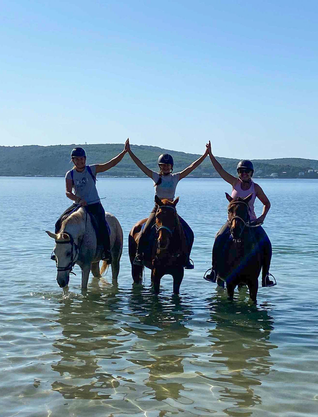 Buitenrit van bos en duinen naar zee Noordwestkust Sardinië - Italië - Afbeelding 1