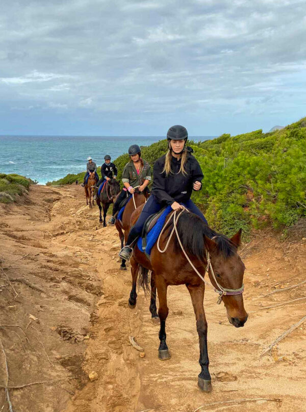 Buitenrit voor beginners rond het Baratzmeer Sardinië - Italië