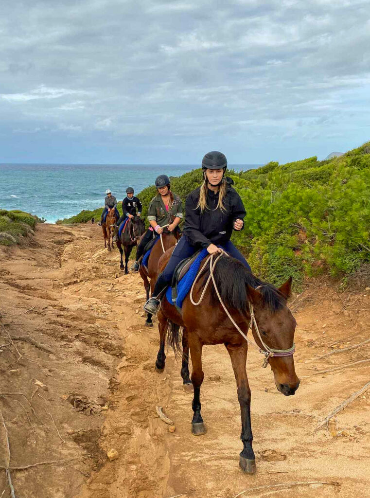 Buitenrit voor beginners rond het Baratzmeer Sardinië - Italië