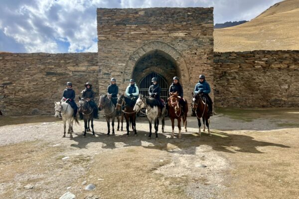 14-daagse paardrijtocht door nationale parken en meren - Kirgizië