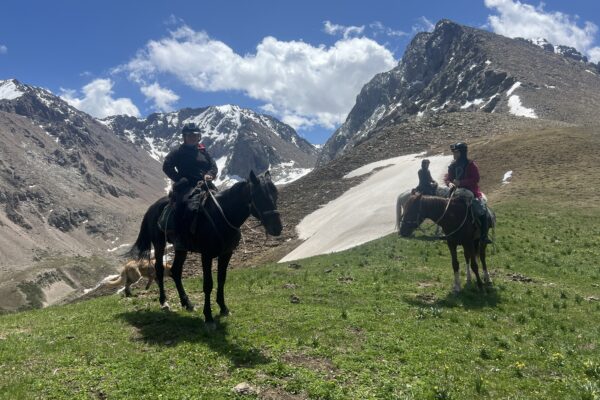 14-daagse paardrijtocht door nationale parken en meren - Kirgizië
