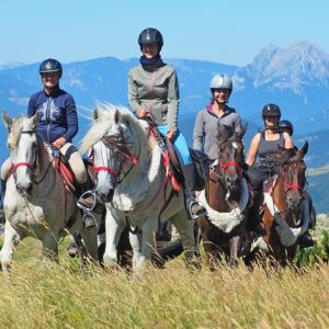 13-daagse paardrijtocht van de Middellandse Zee naar de hoge Pyreneeën - Spanje en Andorra