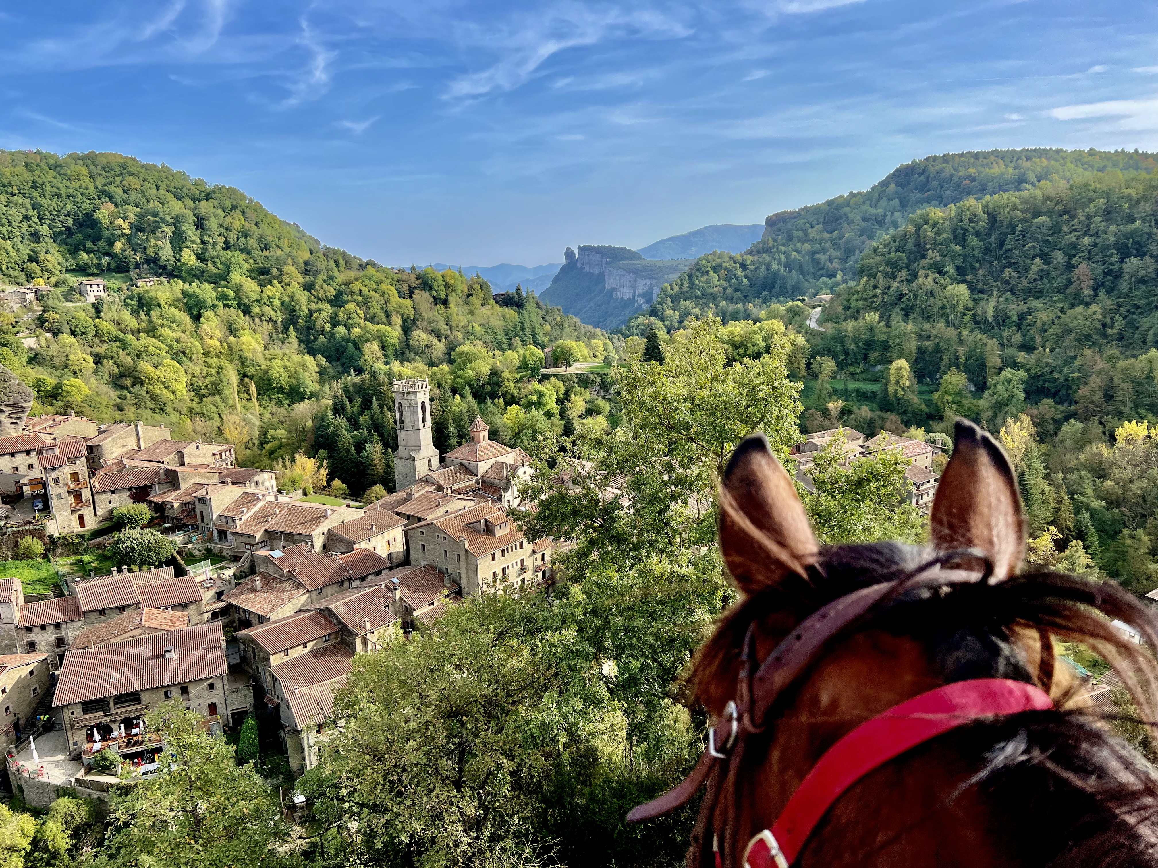 8-daagse paardrijtocht door kloven, tafelbergen en vulkanisch landschap in Catalonië - Spanje - Afbeelding 11