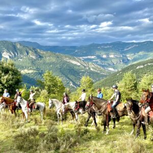 8-daagse paardrijtocht van de Costa Brava naar de hoge Pyreneeën Catalonië - Spanje