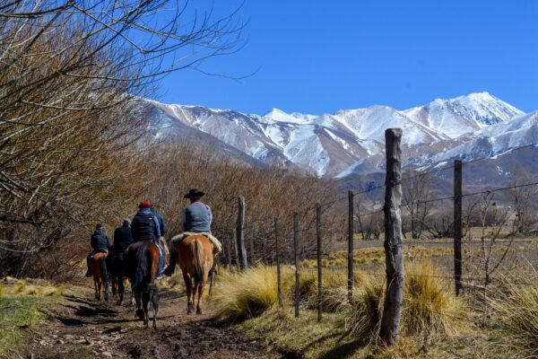 Paardrijden aan de voet van het Andesgebergte - Argentinië