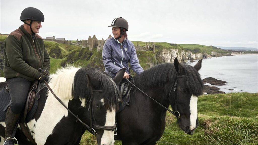 4, 5 of 6-daagse Paardrijtocht Heuvels en Noordkust - Ierland