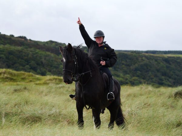 4, 5 of 6-daagse Paardrijtocht iconische kustrit naar Dunluce Castle en Giants Causeway - Ierland