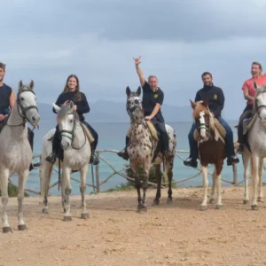 Buitenrit met lunch, brunch, diner of proeverij (evt. met overnachting op een ranch) Mallorca - Spanje