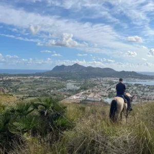 Buitenrit strand en bergen (evt. met overnachting op een ranch) Mallorca - Spanje - Afbeelding 2