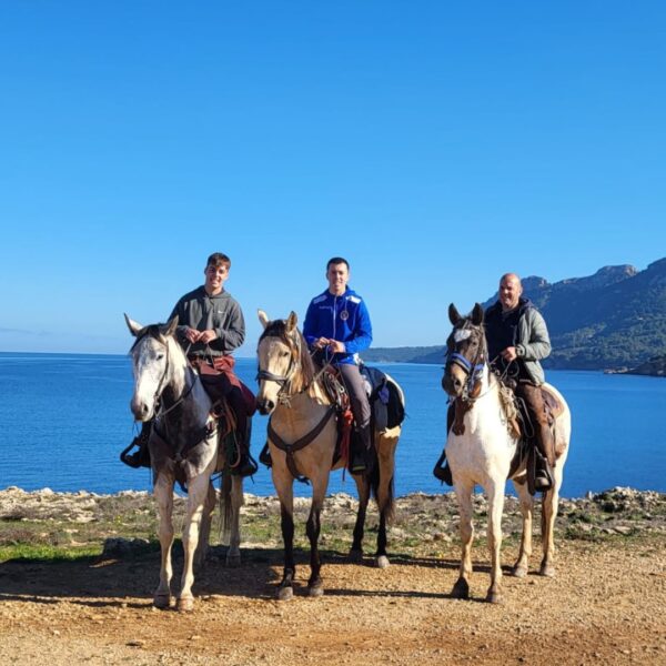 Buitenrit strand (evt. met overnachting op een ranch) Mallorca - Spanje