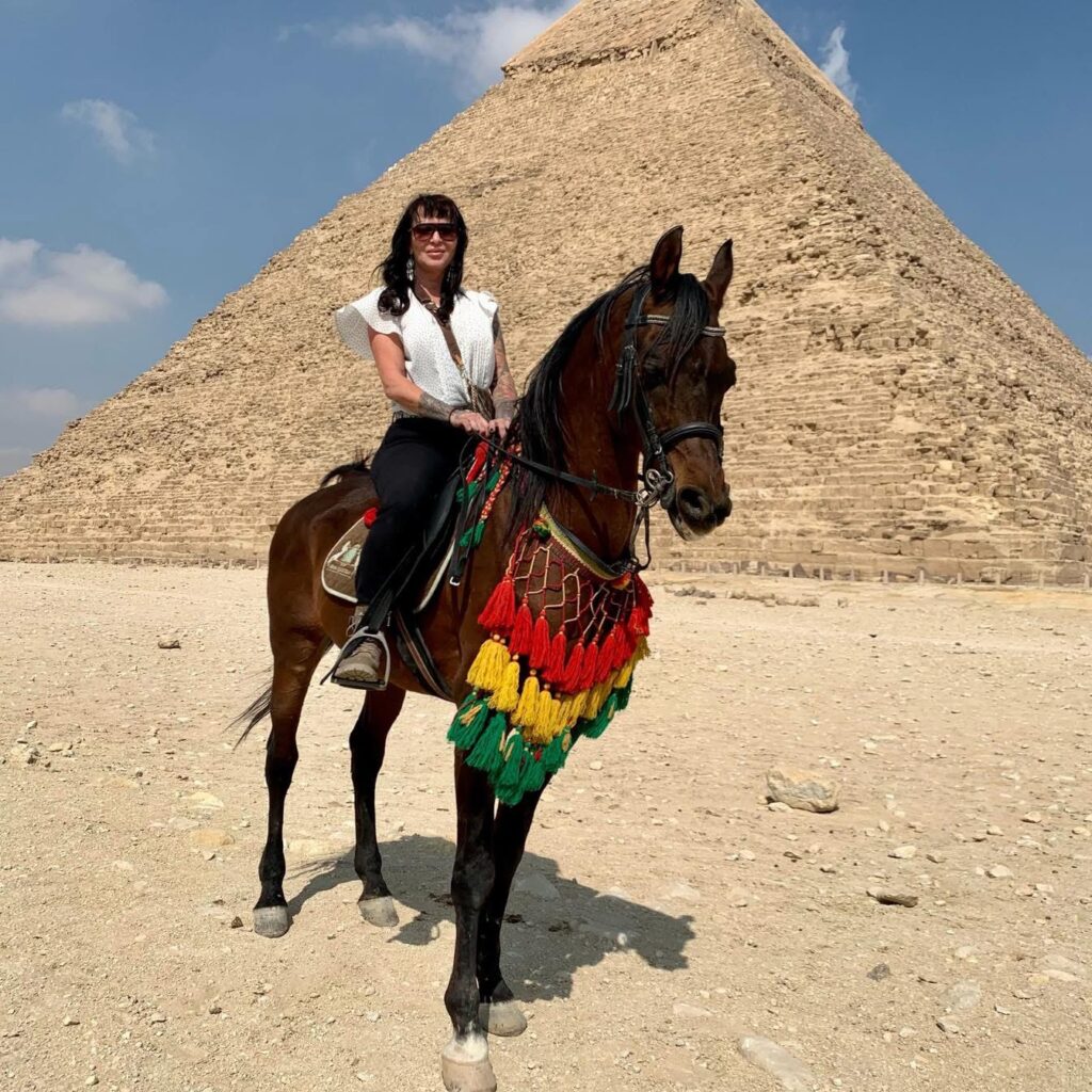 5-daagse Paardrijtocht Caïro – Bahariya – Zwarte & Witte Woestijn- Egypte