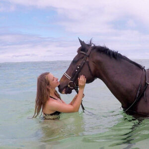 Buitenrit: Zwemmen met paarden en strandrit Riambel - Mauritius - Afbeelding 5