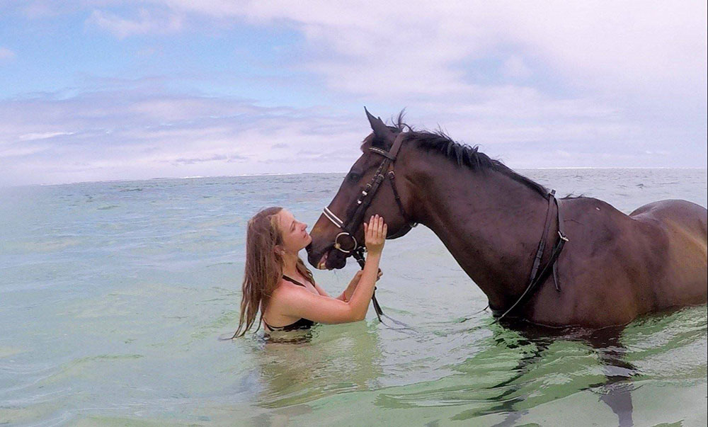 Buitenrit: Zwemmen met paarden en strandrit Riambel - Mauritius - Afbeelding 5