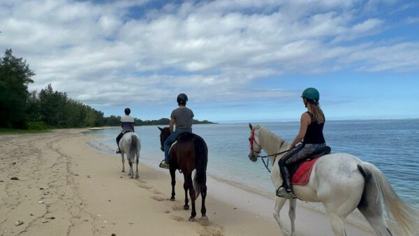 Buitenrit: Strandrit Riambel - Mauritius