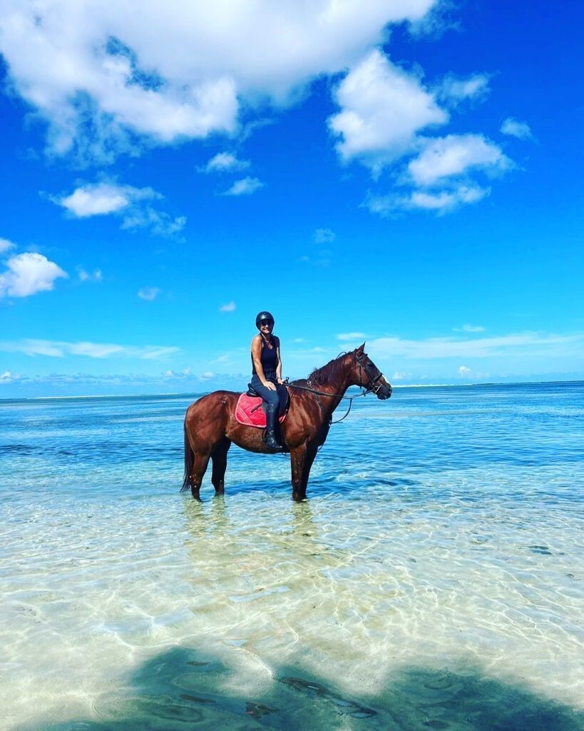 Buitenrit: Zwemmen met paarden en strandrit Riambel - Mauritius - Afbeelding 6
