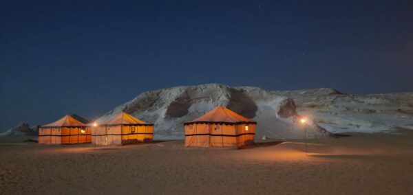 5-daagse Paardrijtocht Caïro – Bahariya – Zwarte & Witte Woestijn- Egypte