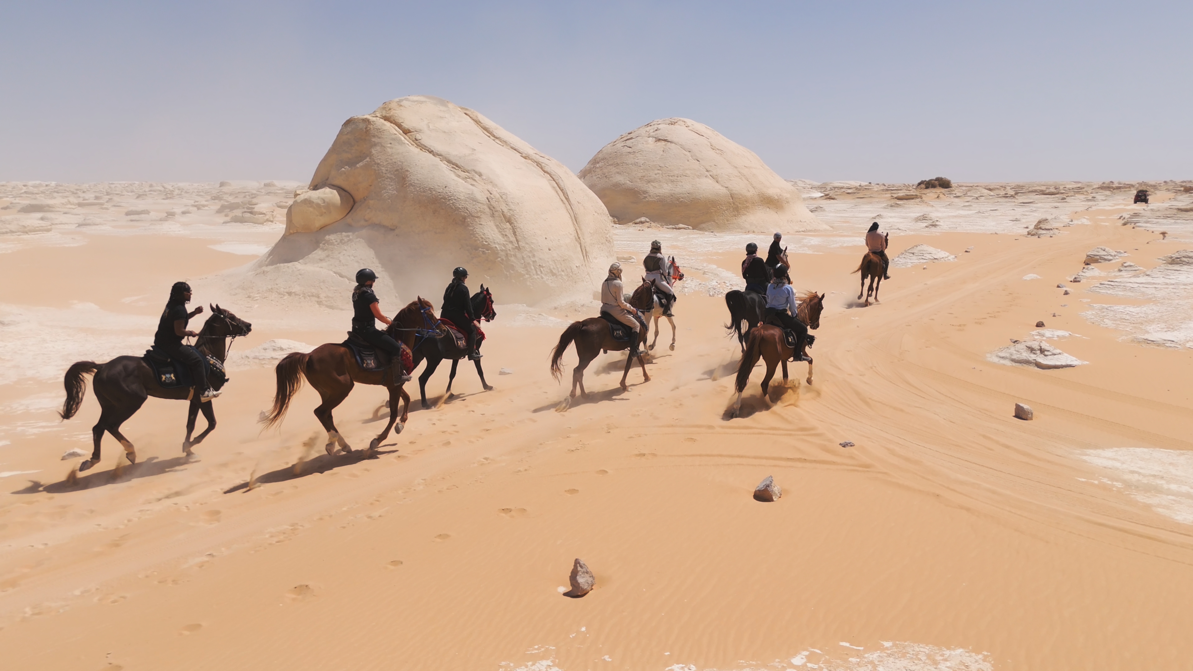 5-daagse Paardrijtocht Caïro – Bahariya – Zwarte & Witte Woestijn- Egypte - Afbeelding 9
