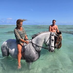Buitenrit: Zwemmen met paarden en strandrit Riambel - Mauritius - Afbeelding 2