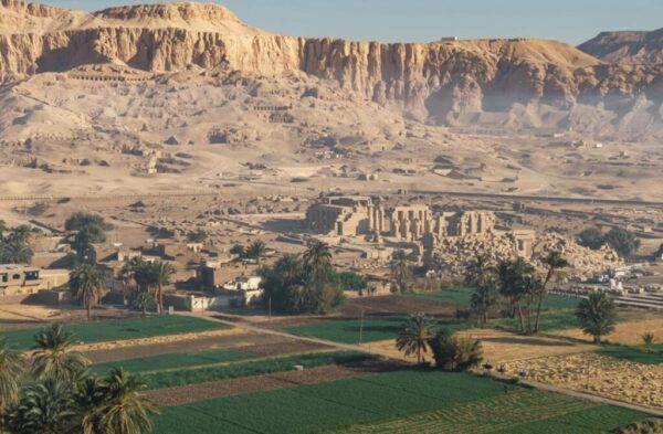 8-daagse Paardrijtocht Palmen, Piramides en Farao’s Luxor - Rode Zee - Caïro Egypte