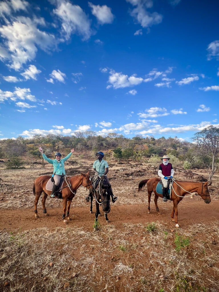 Overnachting met 2 paardrijritten in het dorp - Victoria Falls - Zimbabwe